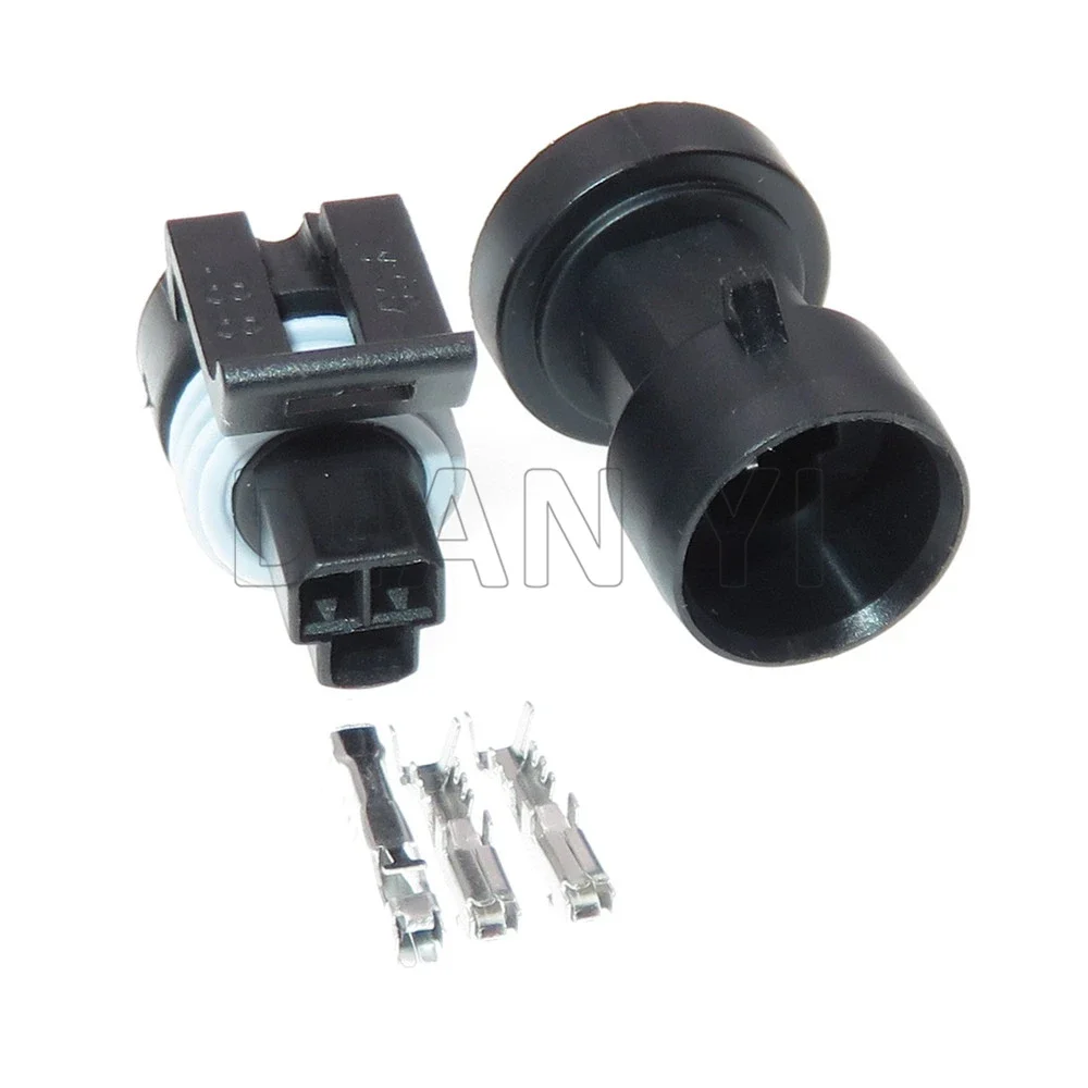 1 Set 3 Way Water Temperature Sensor Connector AC Assembly 12110192 12065287 Air Damper Fuel Injector Diesel Common Rail Socket