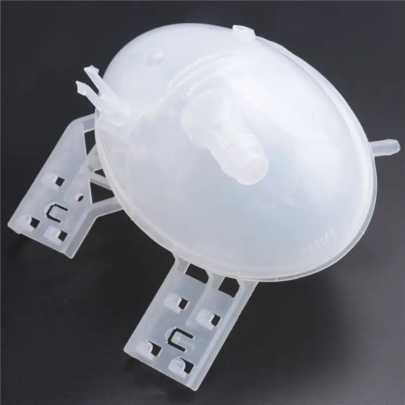 68289857AA Radiator Coolant Overflow Reservoir Expansion Tank For Jeep Compass 2017-2021 68303699AA 68246940AA 68248083AA