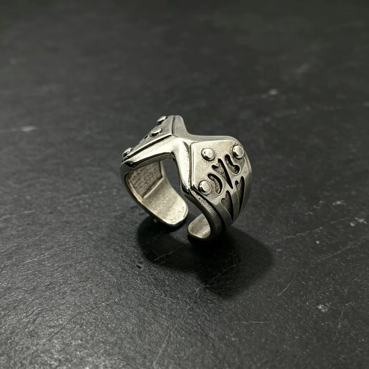 Vintage Heavy Armour X Open Ring, Punk Rivet Cross X Shape Wide Adjustable Band Jewellery