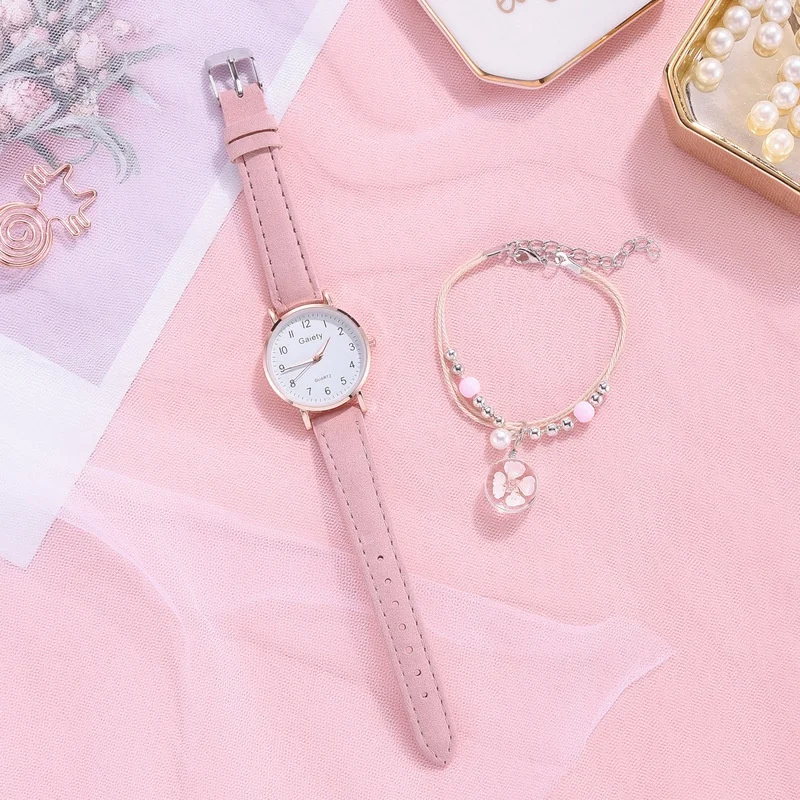 Women\'s Fashion Simple Glow Leather Watch Strap Quartz Watches Free Two Piece Bracelet Set No Box