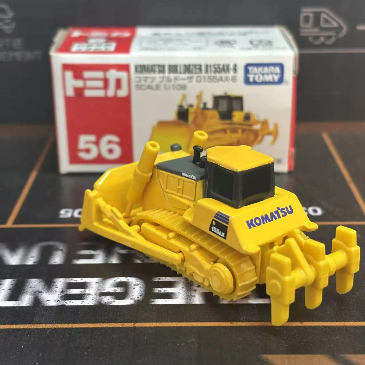 

Takara Tomy Tomica No.56 Komatsu D155AX-6 Bulldozer Alloy Diecast Engineering Vehicle Mini Collectible Toy for Children