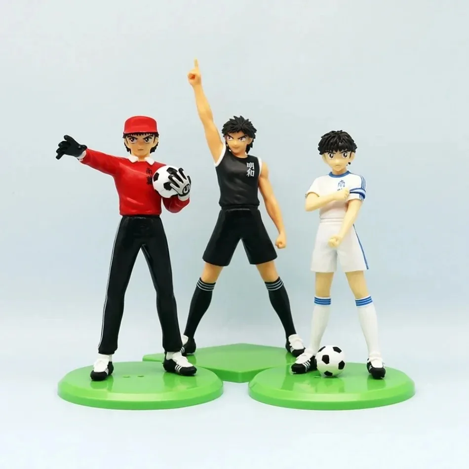 

Hot-selling football teenager space wing Wakabayashi Genzo kojiro hyuga hand-made animation soccer boy model ornaments