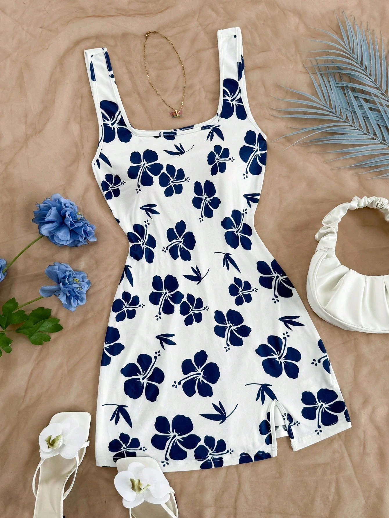 Damen Sexy Urlaubsstil U-Ausschnitt Blumenmuster Rückenfreies Seitenschlitz-Minikleid für Frühling/Sommer
