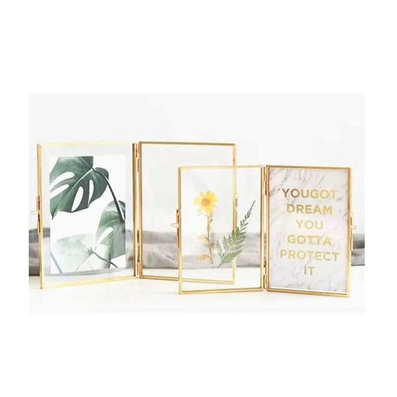 Ein eleganter, transparenter Glas-Fotorahmen mit hochwertiger, glänzender Oberfläche, geeignet für Hochzeitsfotos und professionelle Porträts. – Detail 2