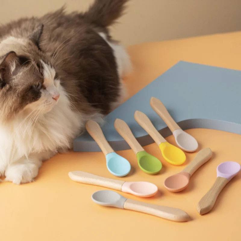 Food Grade Silicone Pet Spoon with Anti-Slip Wooden Handle for Cat Canned/Wet Food Feeder Easy to Clean Safe for Kittens Small P