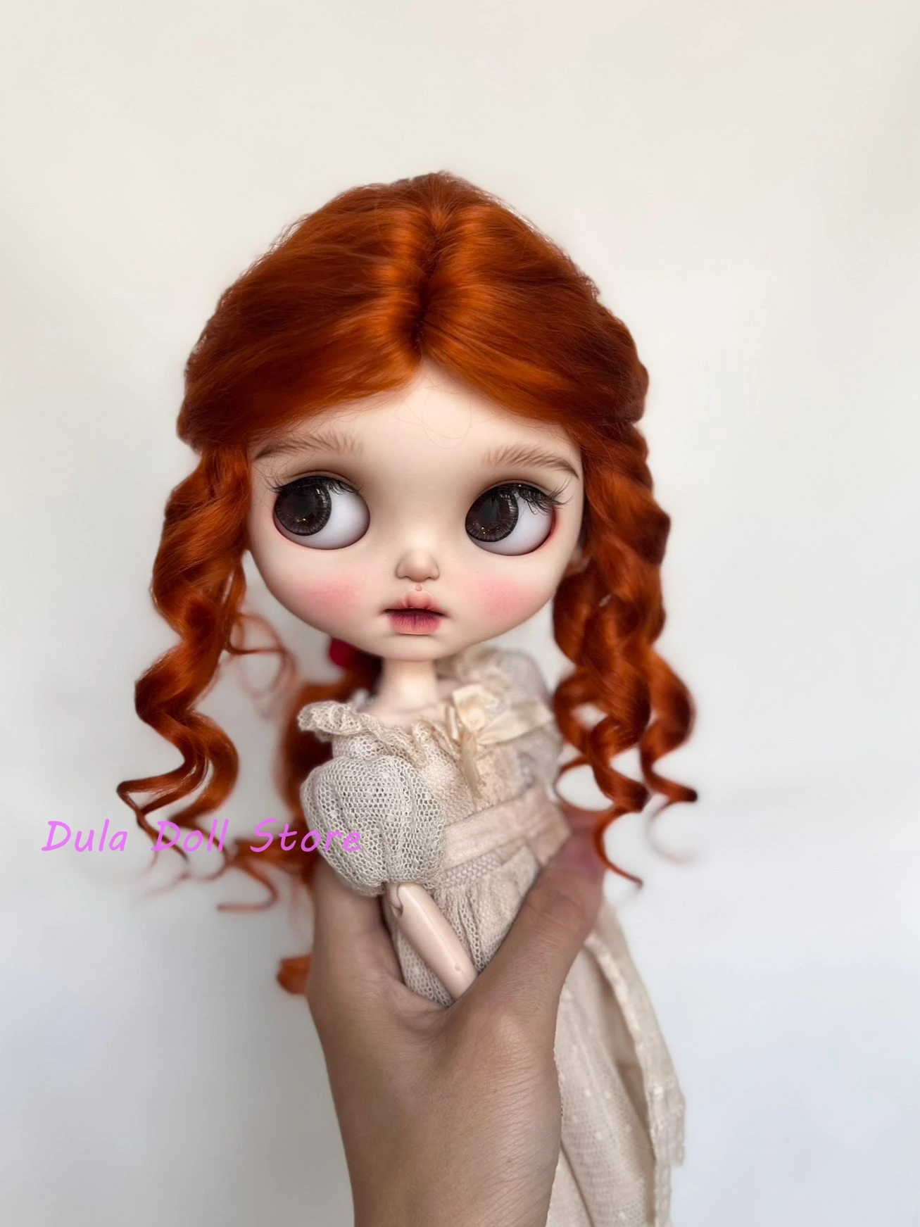 

Dula Doll Wigs for Blythe Qbaby natural Mohair curl hair hard seams for 9-10 inch head