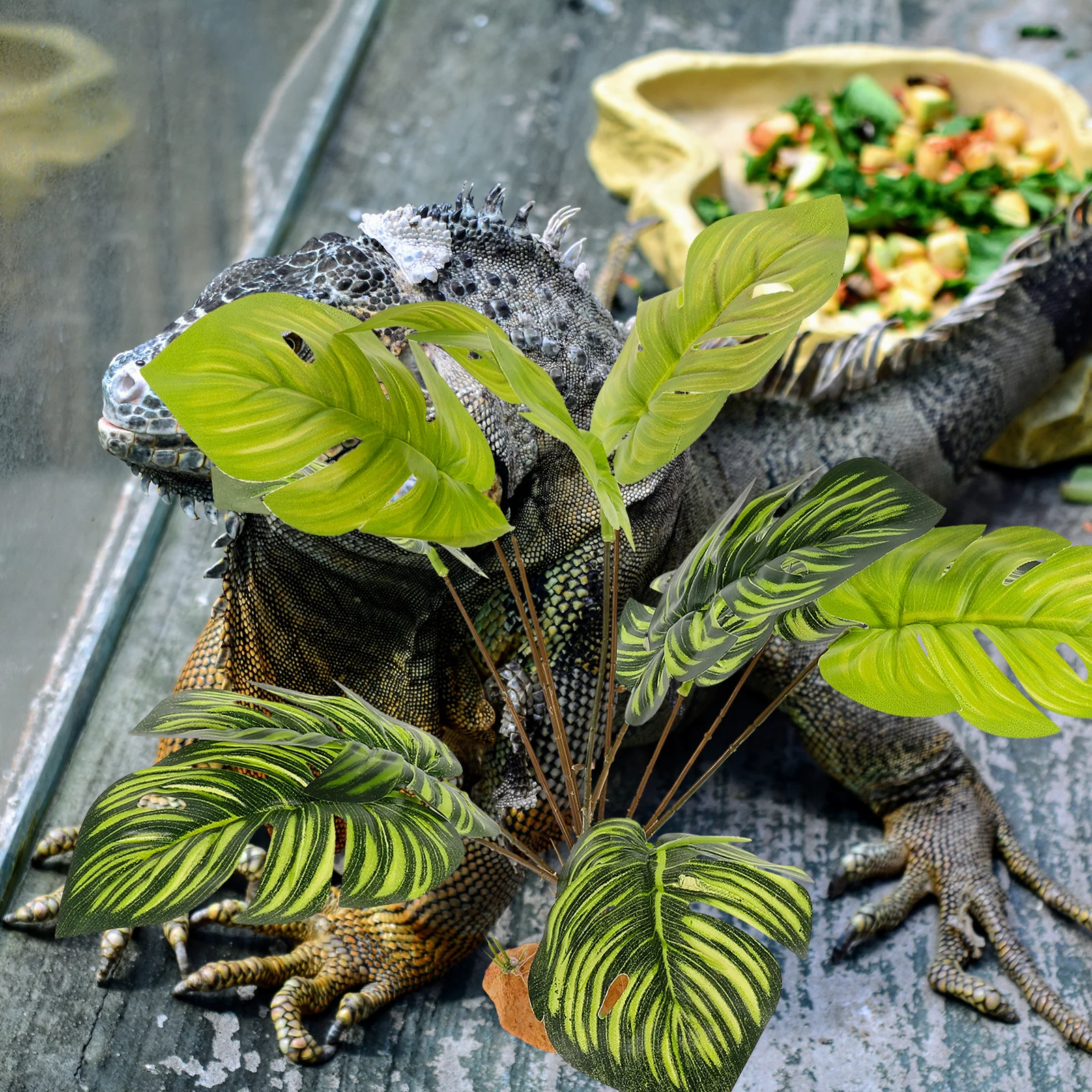 

Decorative Plants Lifelike Fake for Reptile Terrarium Amphibians Supplies Sturdy Base Aquarium Landscaping Home Faux Indoor Pet