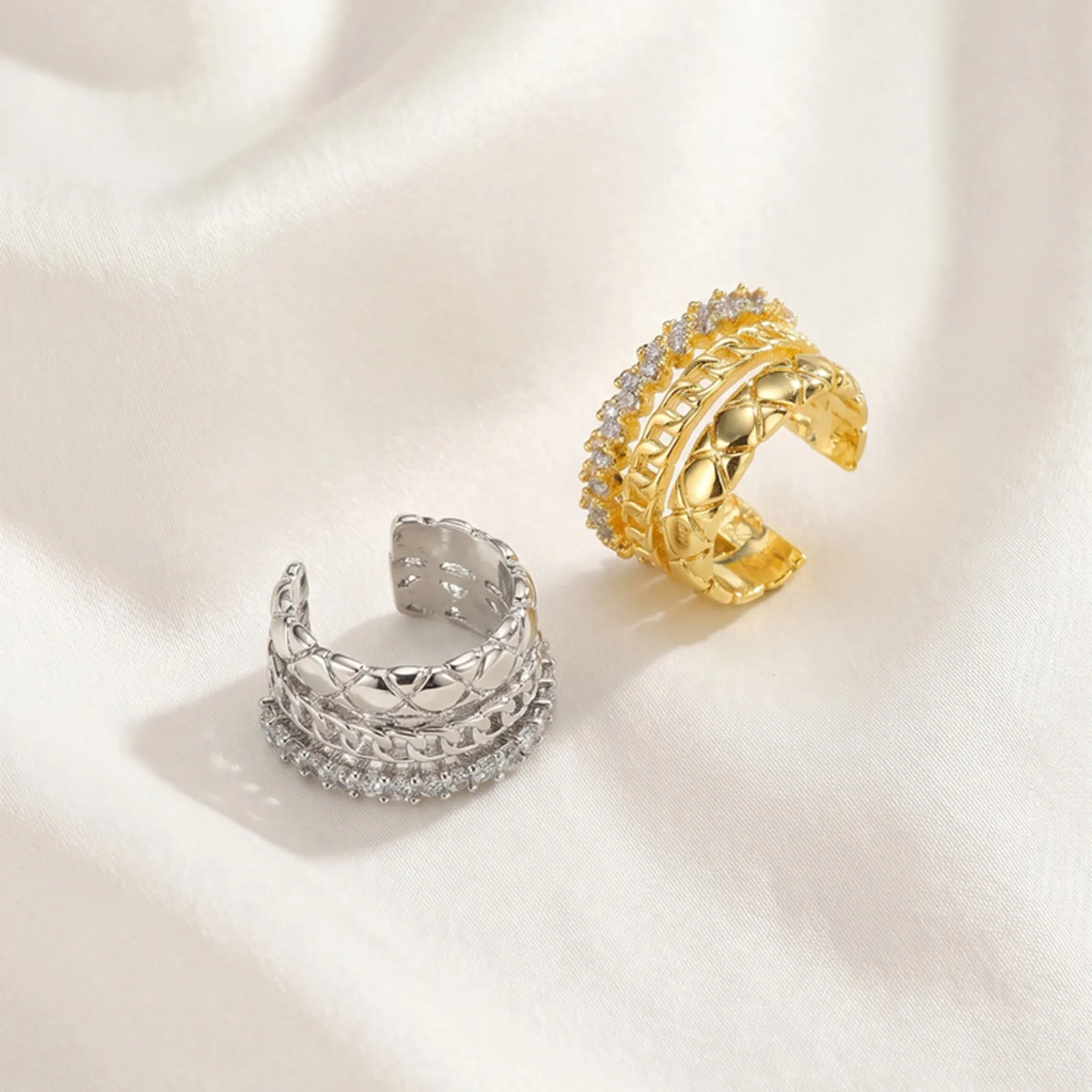 Vnox Luxury AAA Zirconia Ear Cuff Clip on Earrings Gold Plated Multi-Layer Crystals Ear No Pierced Earcuff Wrap Clips Jewelry