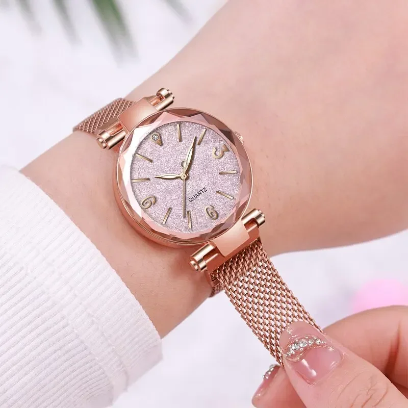 New Fashion Women Watches Simple Rose Gold Mesh Belt Magnetic Quartz Wrist Watch Luxury Ladies Business Casual Watch Reloj Mujer