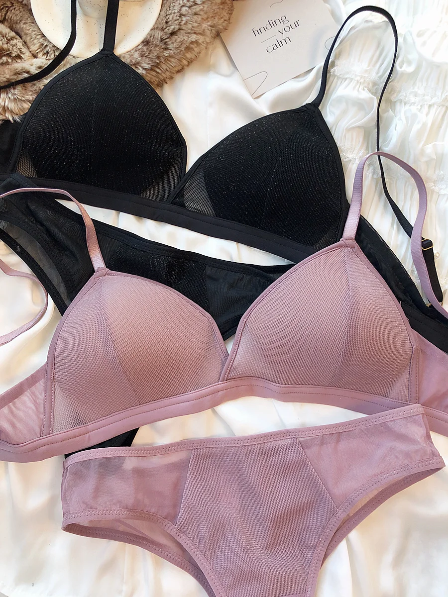 

Sexy flash mesh triangle cup underwear thin section without steel ring lingerie set large breasts show small gathered bra spicy