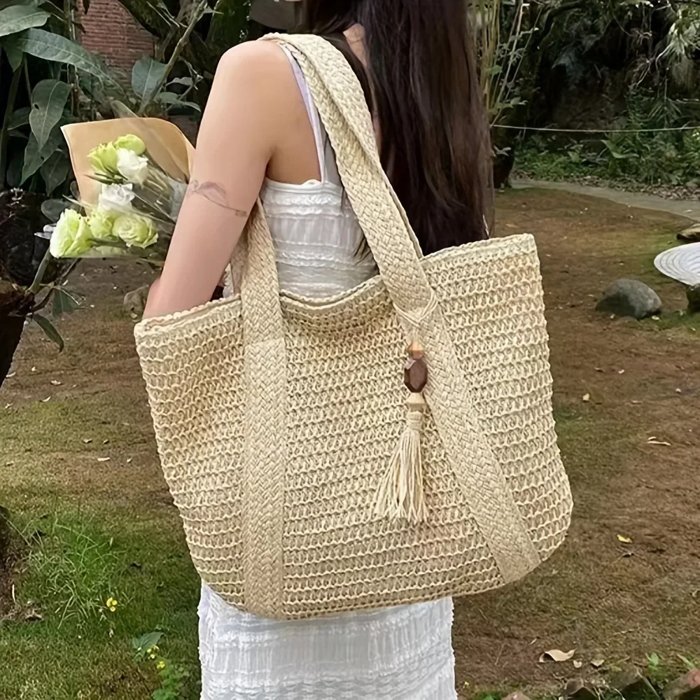 Fashion Straw Summer Large Capacity Tote Bags Women Shoulder Bag Handmade Woven Bags Fresh Rural Handheld Grass Woven Women Bag