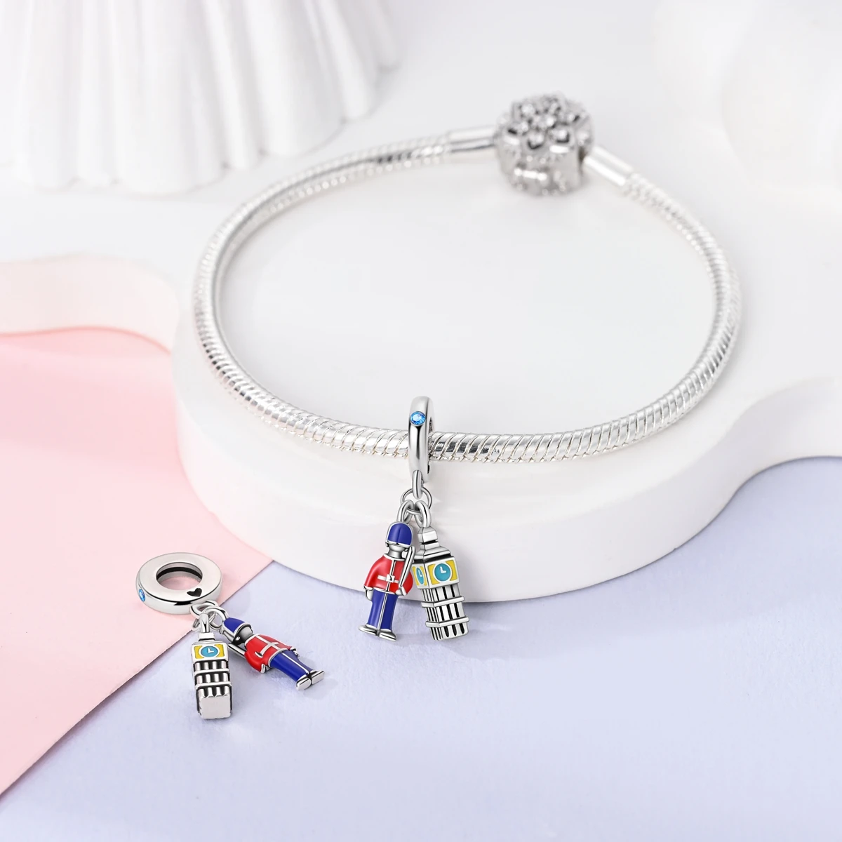 925 Sterling Silver Big Ben Red And Blue Knight Charm Fit DIY Bracelet Necklaces Women's American Travel Jewelry Accessories