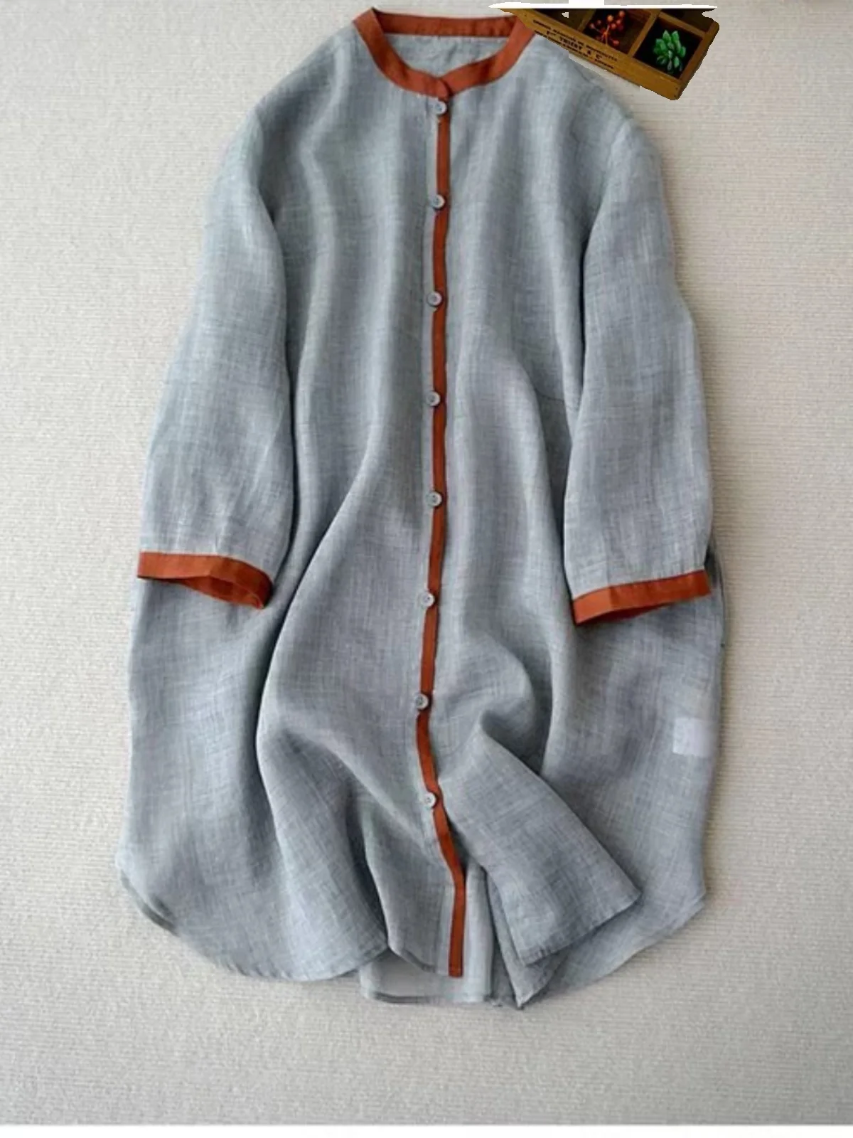 カジュアルなミドル丈のオープンカーディガン、七分袖スタンドカラー、カラーブロ、レディースプラスサイズ、Aライン、ヴィンテージ、通勤、風防