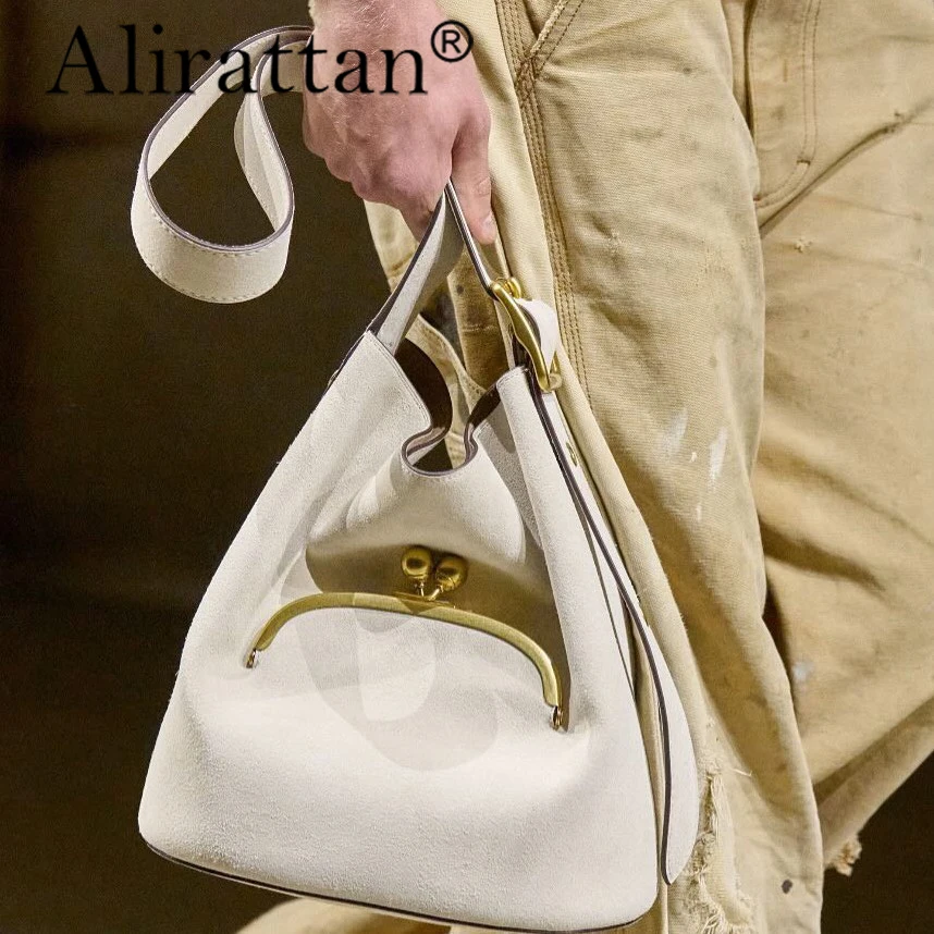 

Alirattan 2026 Новая женская ретро-сумка из коричневой искусственной кожи — вместительная сумка через плечо с верхней ручкой для ежедневных поездок