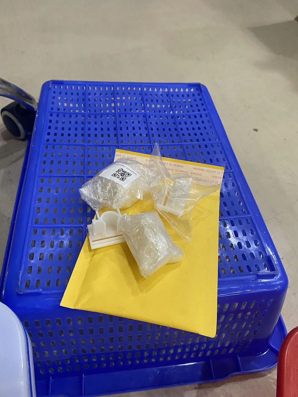 

5Pieces ZV 180 /CZ 180 Original New Stripper Pad Unit for Riso TR 1000 1510 1530 1550 CR 1600 1610 1630 1640 CV 1850 1860