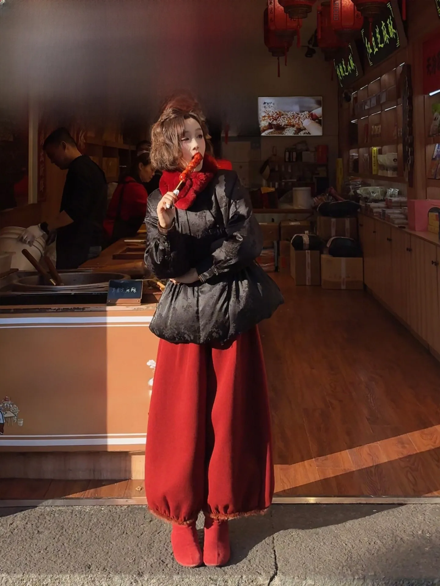 

Зимняя женская пуховая куртка Yolo в китайском стиле, утепленная, с плиссировкой на талии, из белого гусиного пуха, повседневная, с длинными рукавами