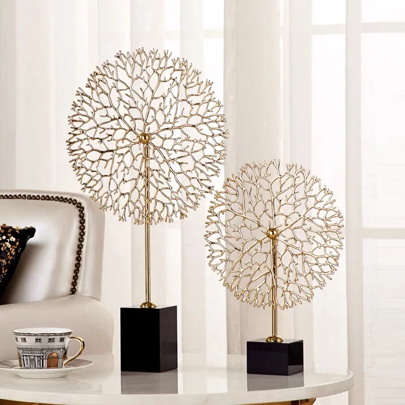 2022 Top Seller European Style Light Luxury metal coral ornaments gold ornaments home decoration