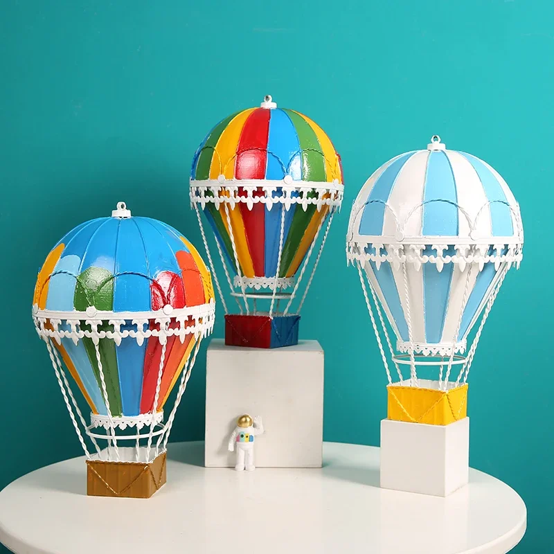 Iron hot air balloon model decoration for children's rooms, cute decorations, desktop props