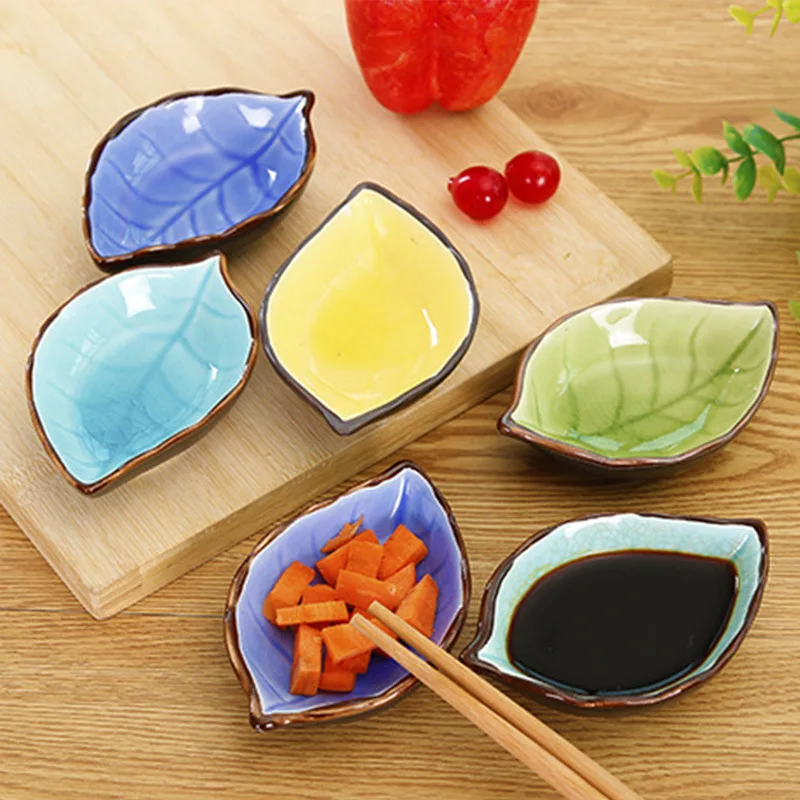 Leaves Shape Mini Ceramic Seasoning Dish Soy Sauce Plate Rice Bowl Plate Tableware Food Container Kitchen Accessories