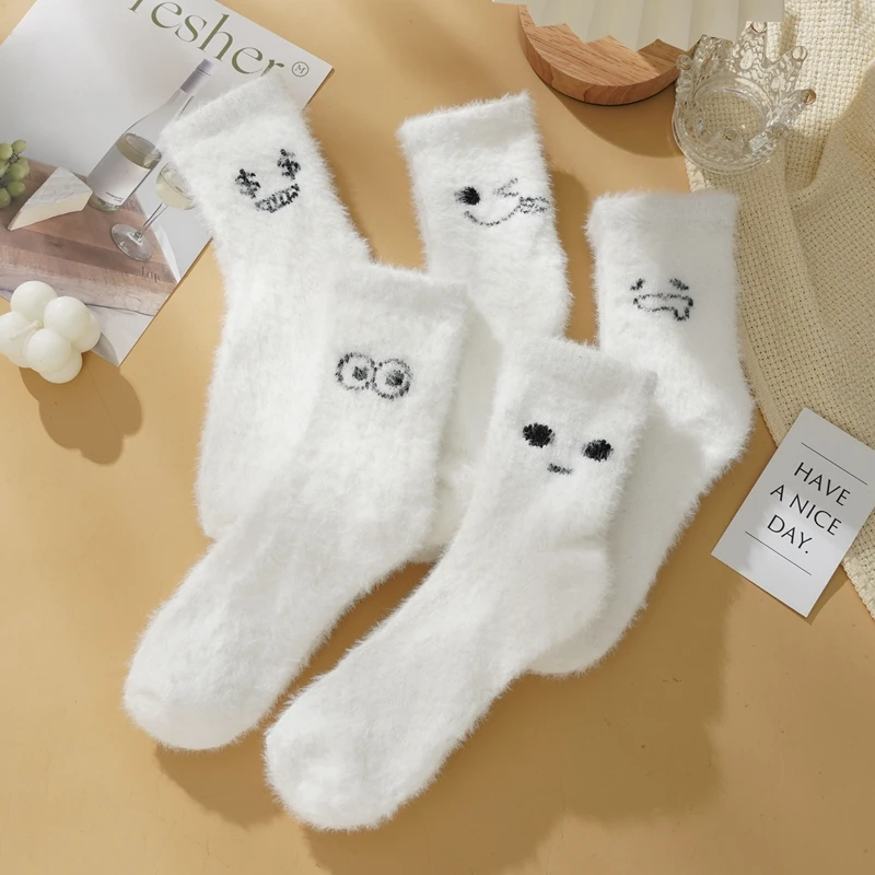 Cute Women's Winter Socks White Socks Absorb Sweat and Prevent Odor Girl Winter Soft Socks Comfortable Sock