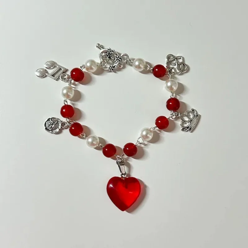 Red heart coquette charm bracelet   Flirty jewelry，pure handmade，fashion exquisite，easy to wear, with any clothing， perfect gift