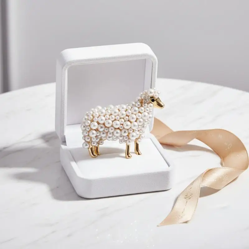 Fashion Sheep Animal Brooch Classic Unisex Badge Pin for Women Men Scarf Hat Clothing Decoration 1Pcs