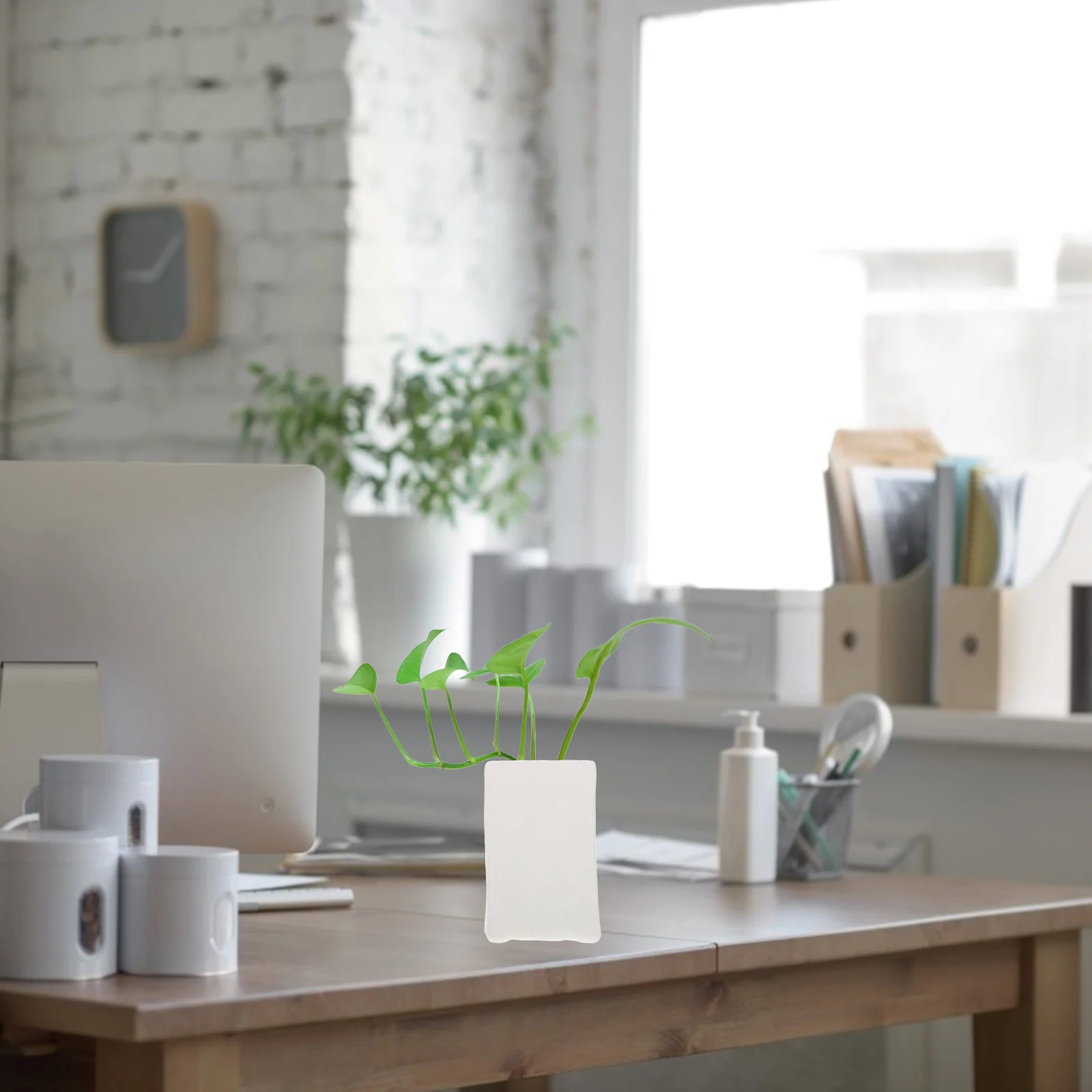 

Ceramic Flowerpot Small Decorative Vase Smooth Handmade Hydroponic Flower Storage Floral Arrangement Decor Hydroponic Vase