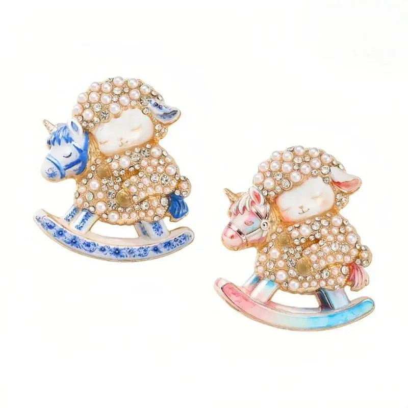1Pcs Unisex Pearl Riding Rocking Horse Lamb Goat Animal New Year Party Casual Brooch Pins Adorable Sheep Brooches For Women
