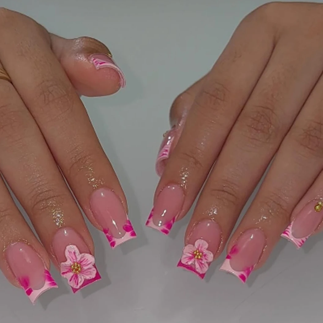 

Rose Red Flower Snake Pattern Square False Nails Art Butterfly Pearl Fake Nails Rhinestones Press on Nails Charms Manicure Tools