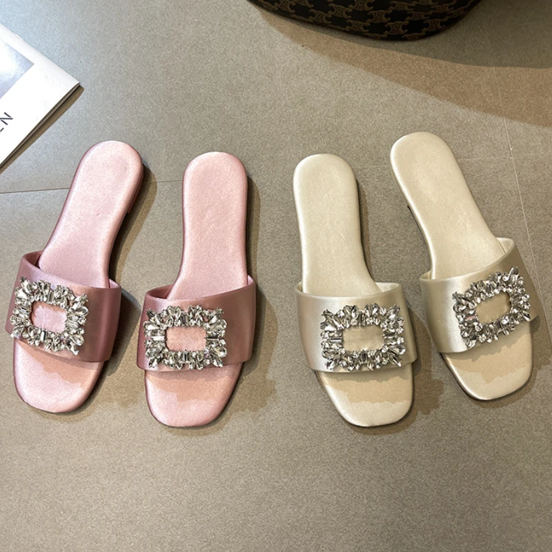 Women's Slippers Summer 2022 Rhinestones Flat Elegant Sandals Female Fashion Outdoor Beach Shoes Slides Chanclas Mujer Playa