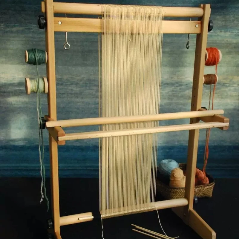 Small loom set: multifunctional small loom + basic material package +