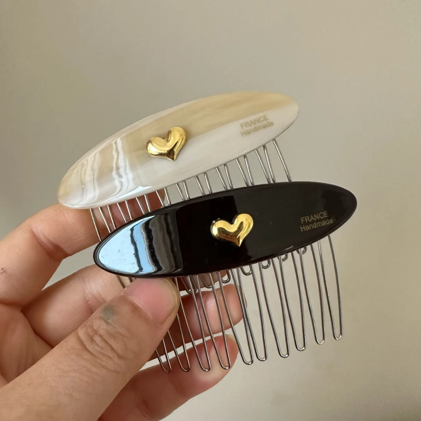 

Acetate Heart Reverse Comb with Gold Logo New 2026 for Princess Hairstyle Side Flyaway Control Premium Lightweight Portable