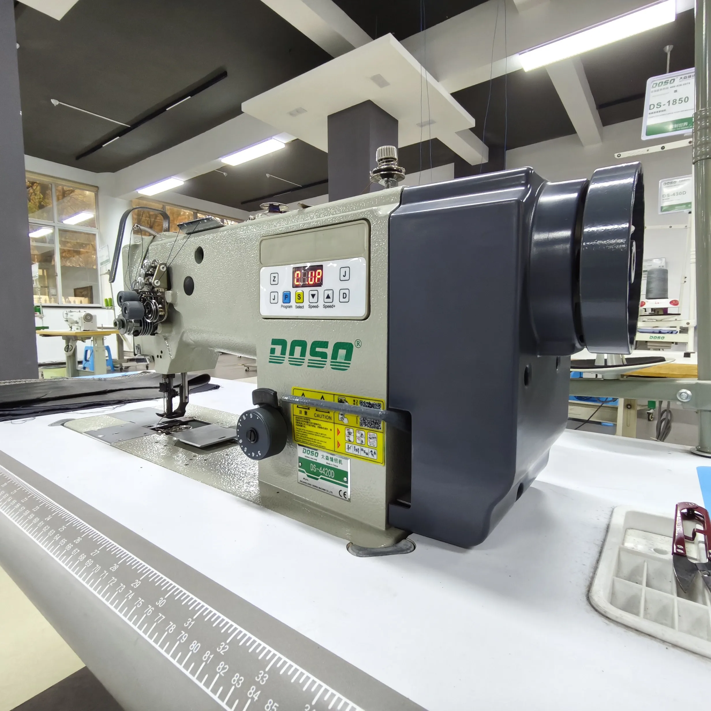 Factory DS-4420D 2-pin walking foot industrial sewing machine with automatic electric cutting, electric foot lift only