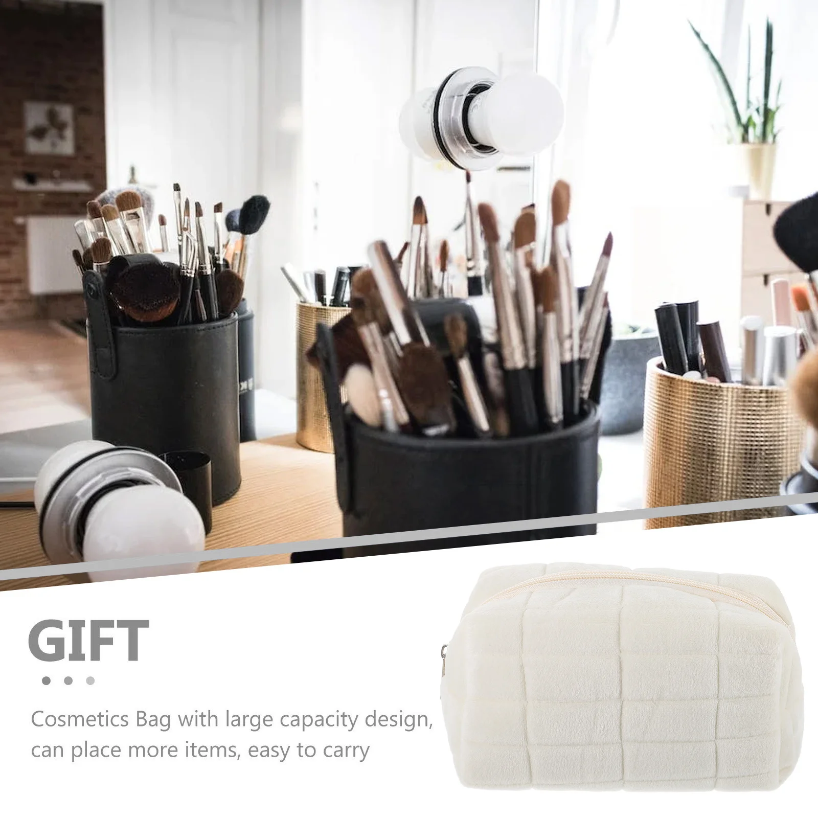 

Large Capacity Travel Bag Portable Makeup Organizer Pouch For Toiletries Smooth Zipper Closure Girls Make Up Bag Large