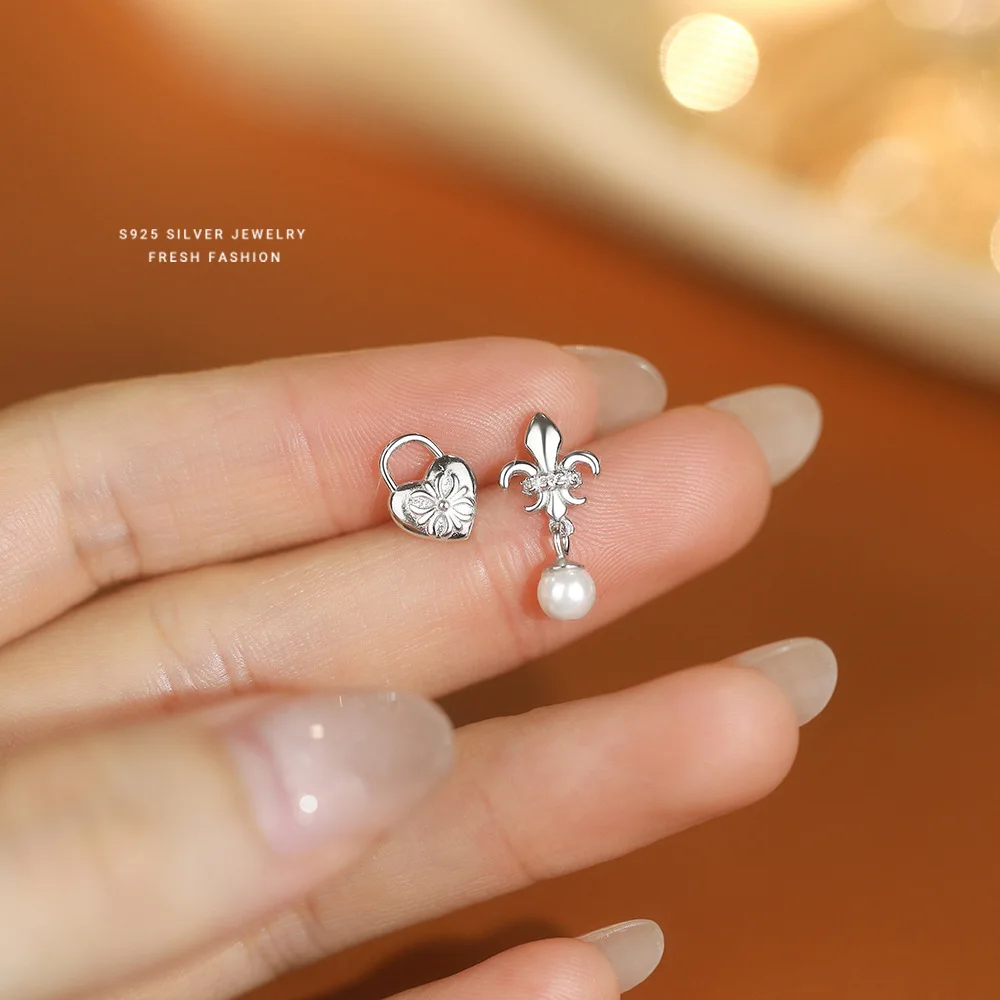 أقراط قفل الحب من الفضة الإسترليني عيار 925 للنساء هدية مجوهرات أذن غير متماثلة متعددة الاستخدامات من اللؤلؤ الكوري #1