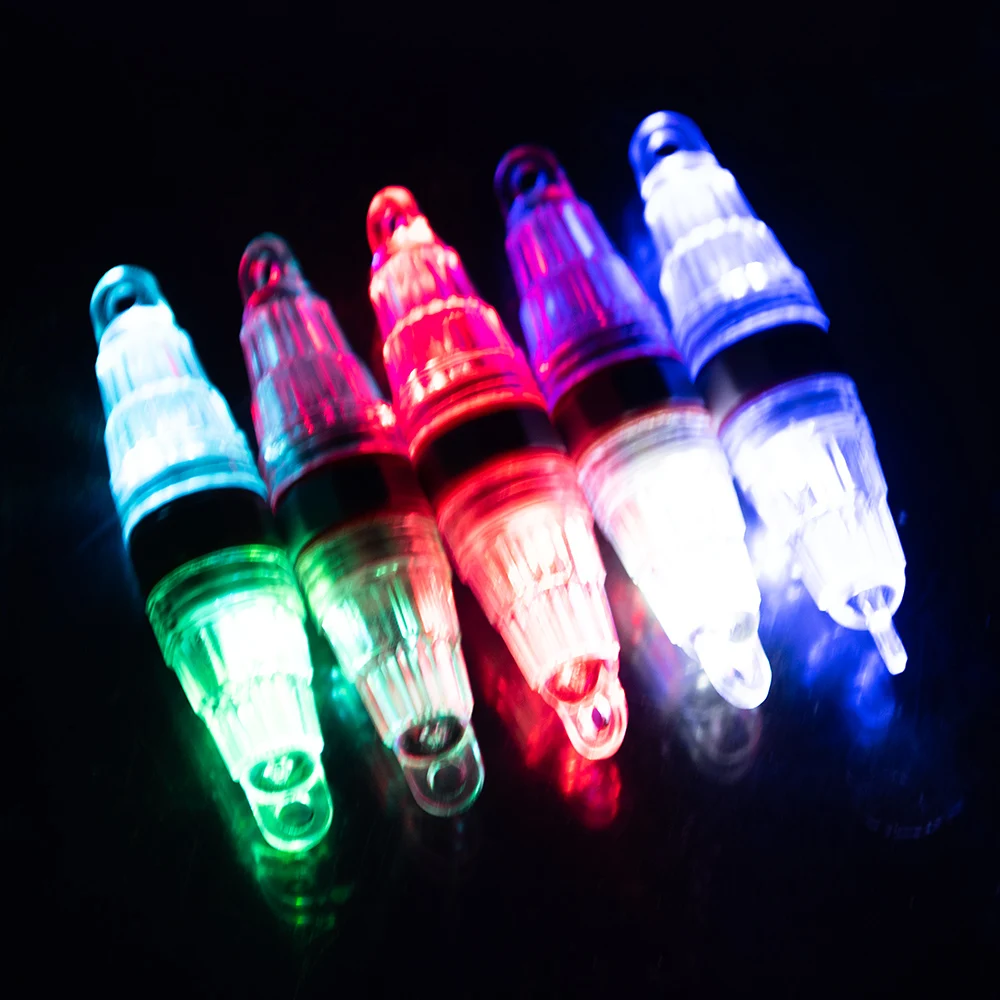 1 PC LED Flashing Fishing Light, Night Underwater Lighting, with Connecting Holes at Both Ends, Portable Mini Lure Fish Light