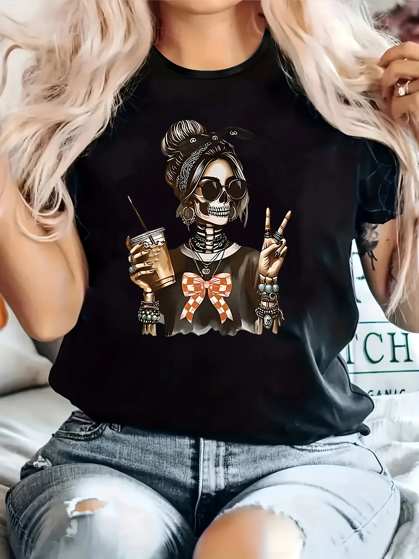 Women's Round Neck Short Sleeve T Shirt with Day of The Dead Skull Design Print Causal Graphic Tshirt Y2k Tops Clothes Female