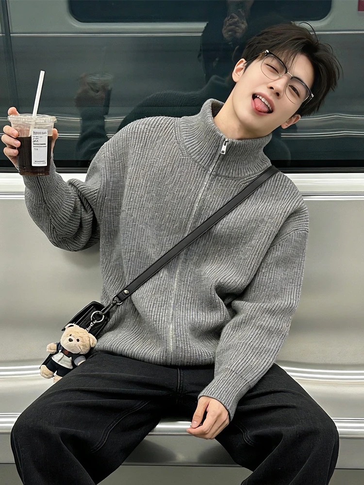 

Мужской вязаный кардиган Cleanfit на молнии, зимний, модный, повседневный, с воротником-стойкой, утепленный, с длинными рукавами, в стиле Lazy Trendy