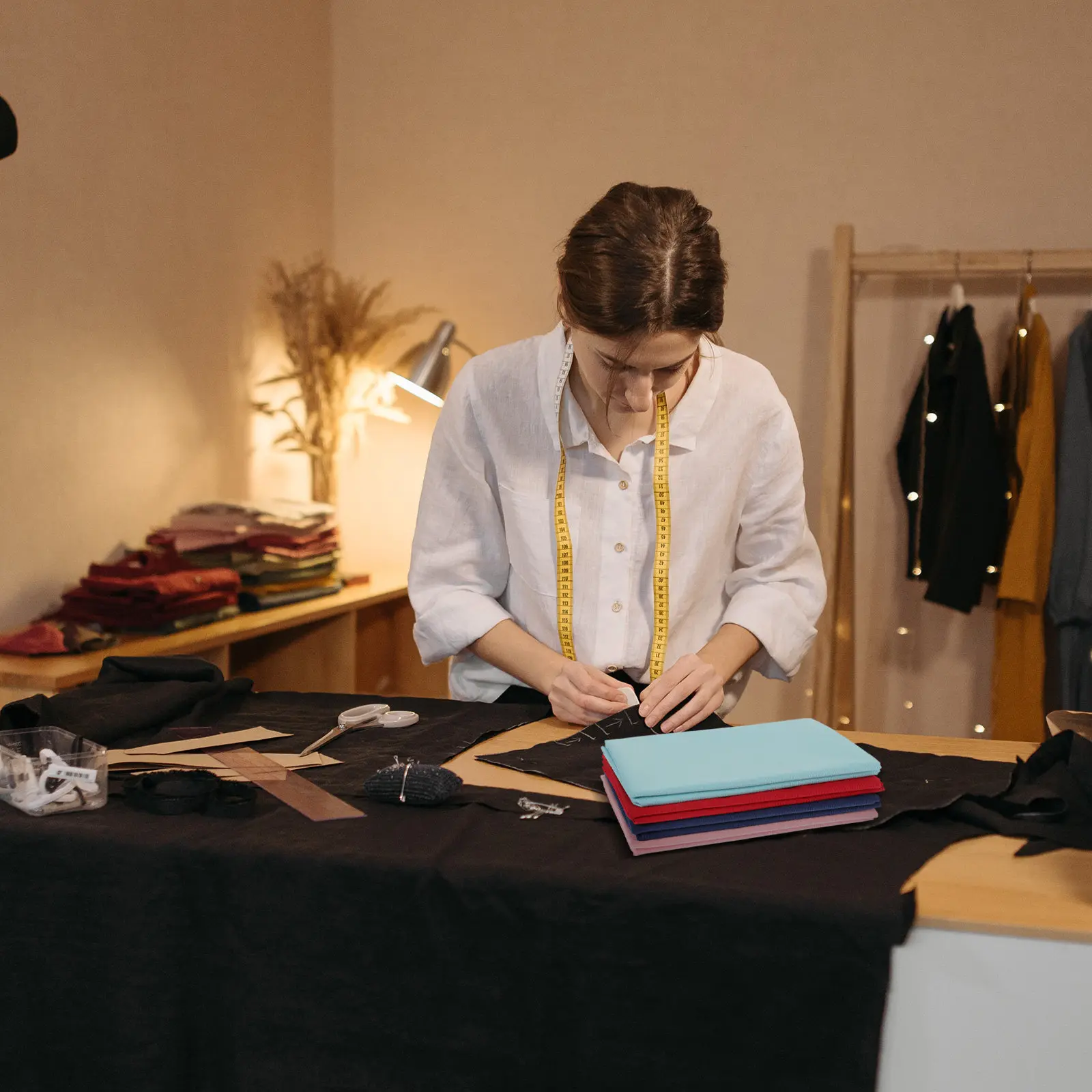 

Набор из 4 льняных тканей для вышивки крестом, однотонные, для рукоделия, материал для вышивки, льняные ткани