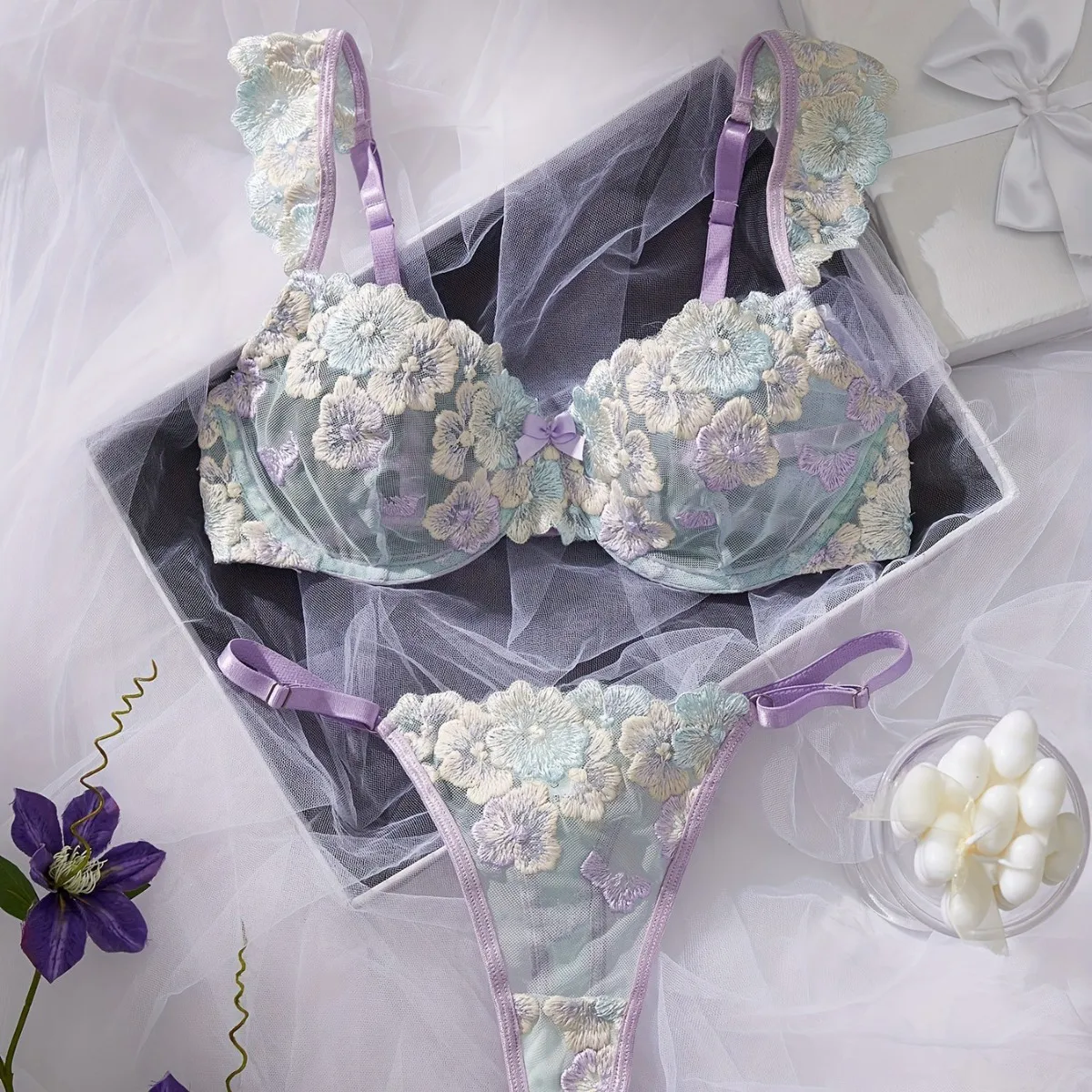 

Embroidery Bra Brief Sets Flowers Lace Purple Sexy Lingerie Fashion Ultra Thin Underwear Transparent See Through Exotic Sets