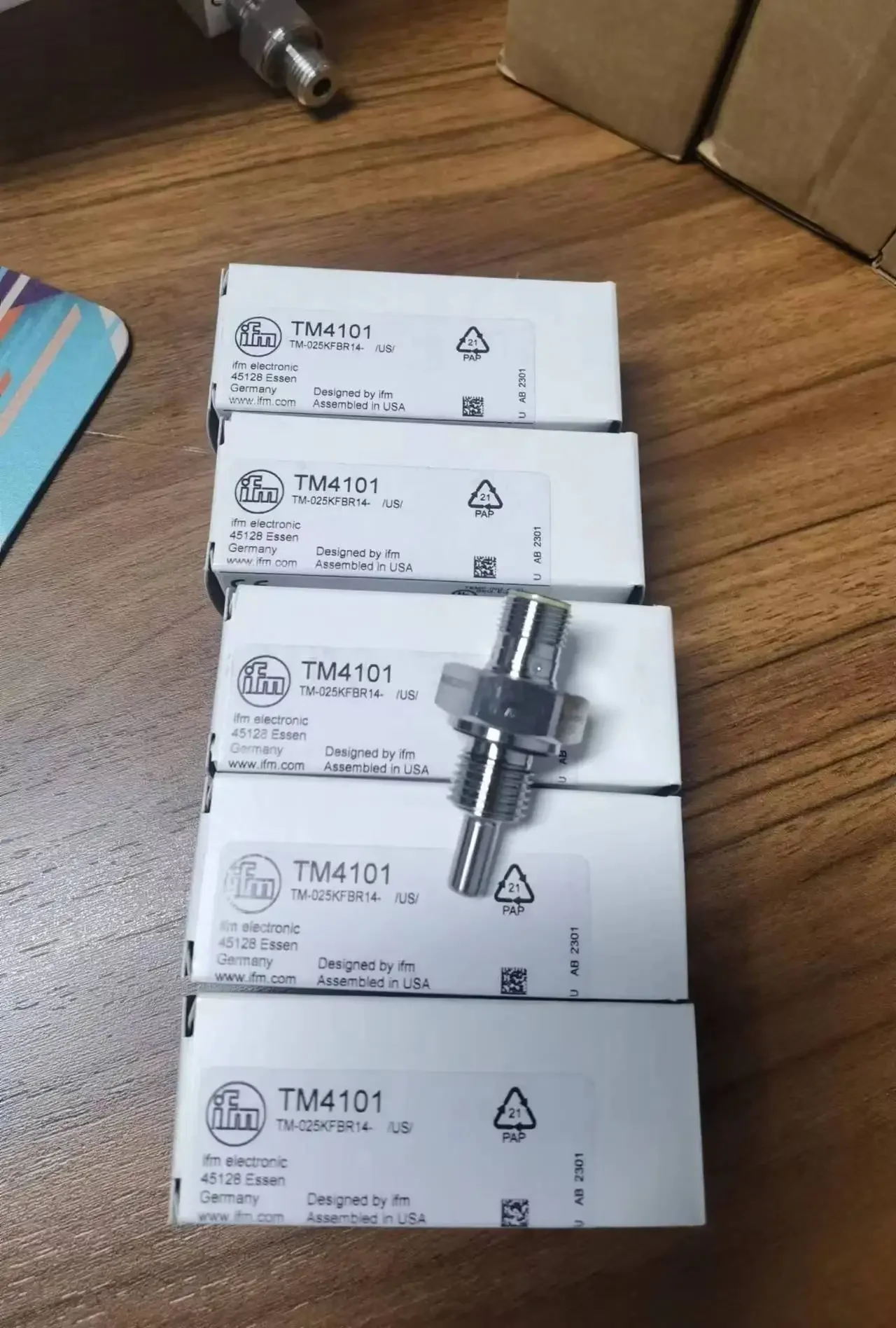 Датчик температуры TM4101 TM5101 с системным интерфейсом в наличии