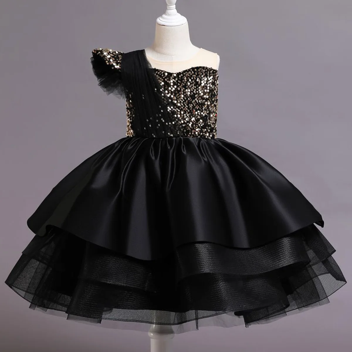 

Charming Slant-Shoulder Kids Girls Sparkling Sequin Princess Dress For Weddings catwalk Pageant Piano Performances Banquet Gown