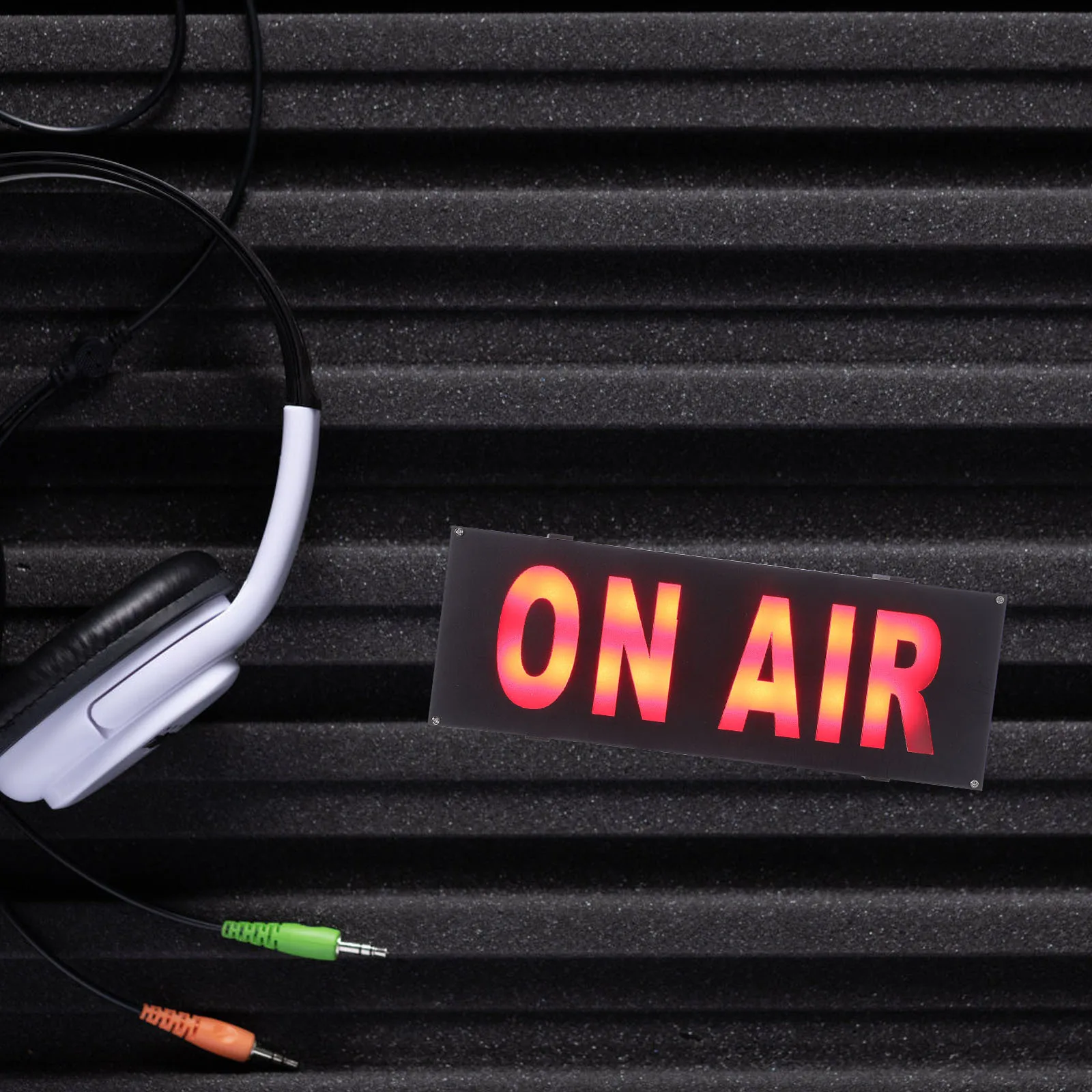 Professional Warning Light LED Sign Soft Glow Recording Broadcast Office Warning Light for Home Cafe Bar Hotel