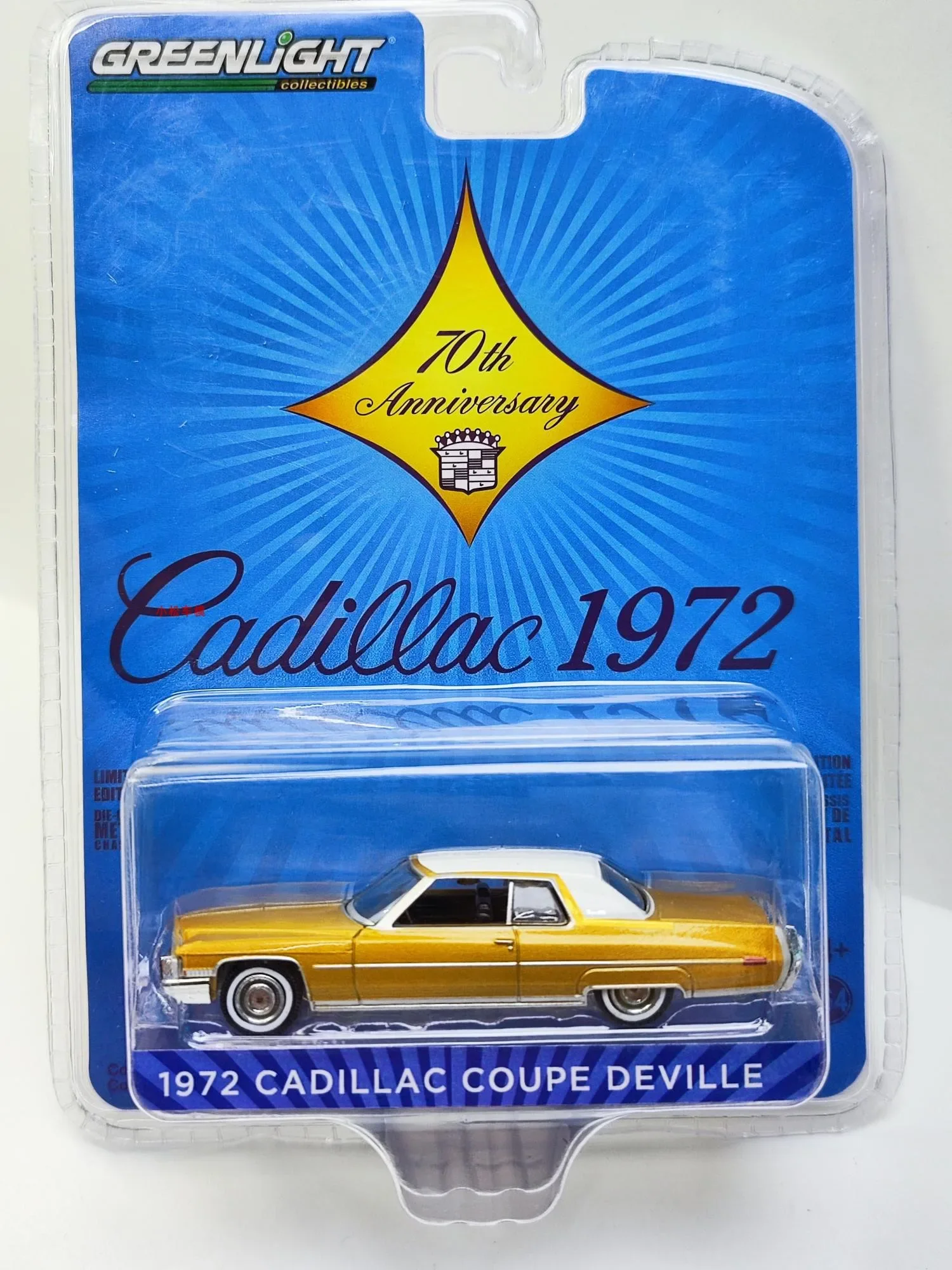 1:64 1972 Cadillac Coupe deVille - Cadillac 70o Aniversário Diecast Metal Alloy Model Car Toys Para Coleção de Presentes