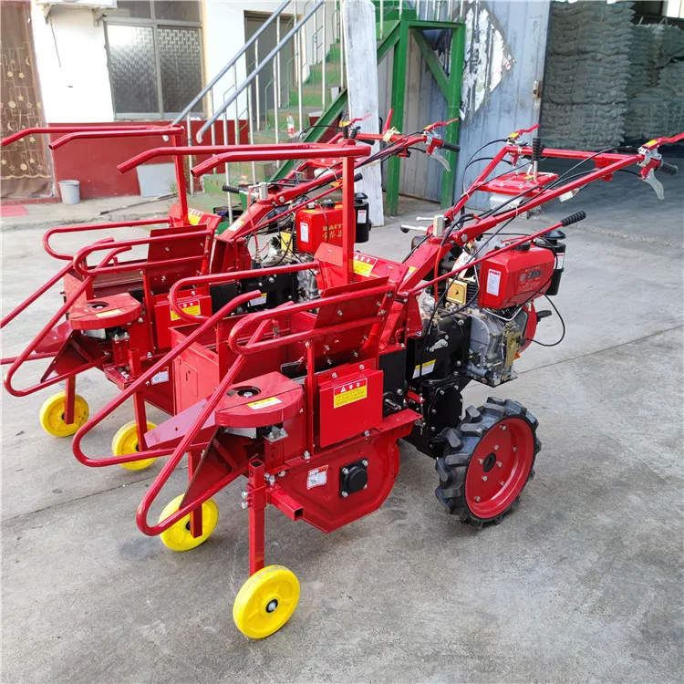 Small  Corn Harvester Hand Push Four Wheel Tractor Supporting Agricultural Multifunctional Corn Harvester