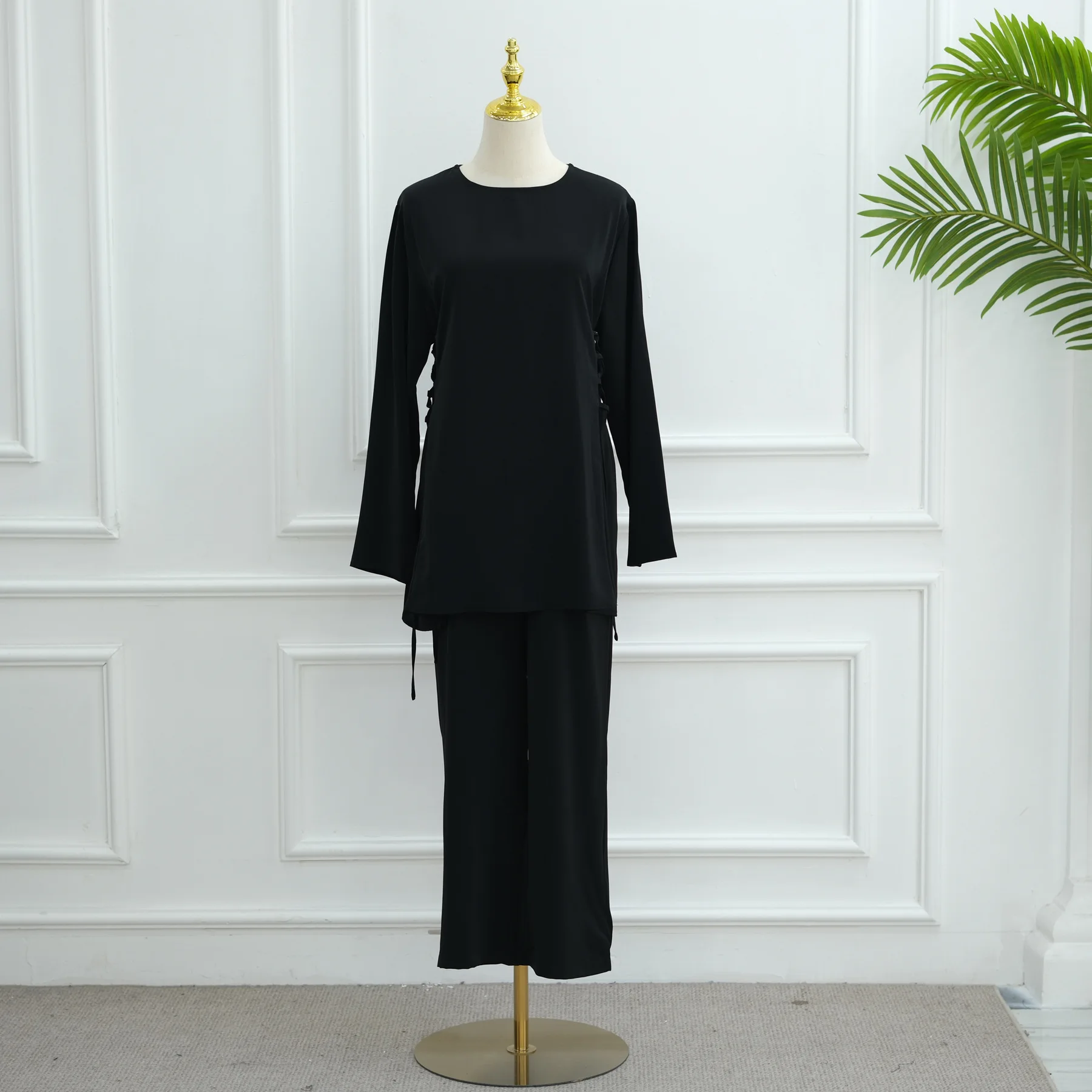 Elegant Modest Two-Piece Top and Pant Set product image