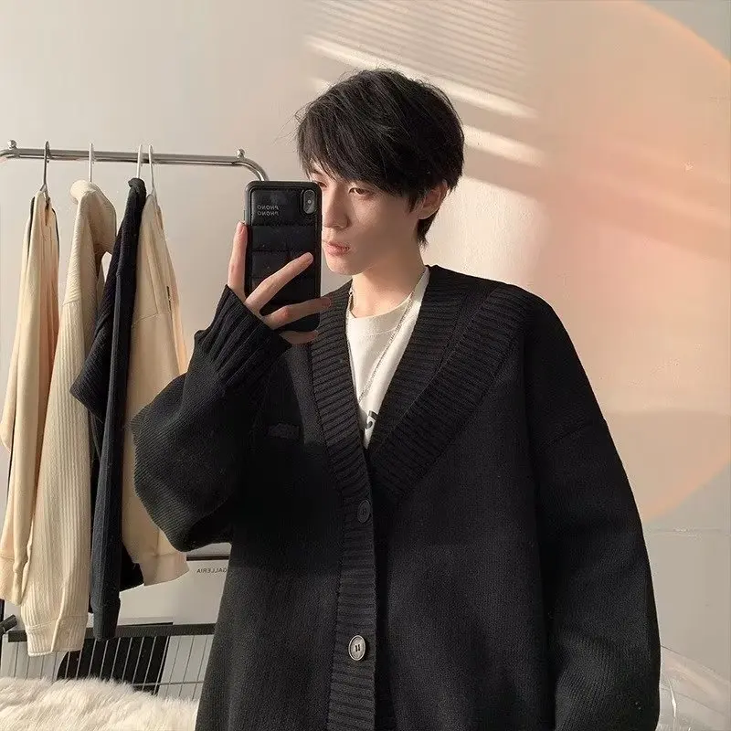 

Loose Fit Men's Sweater V-Ne round Ne Autumn Winter Large Size Faionable Brand Simple Color Sli Student Wear