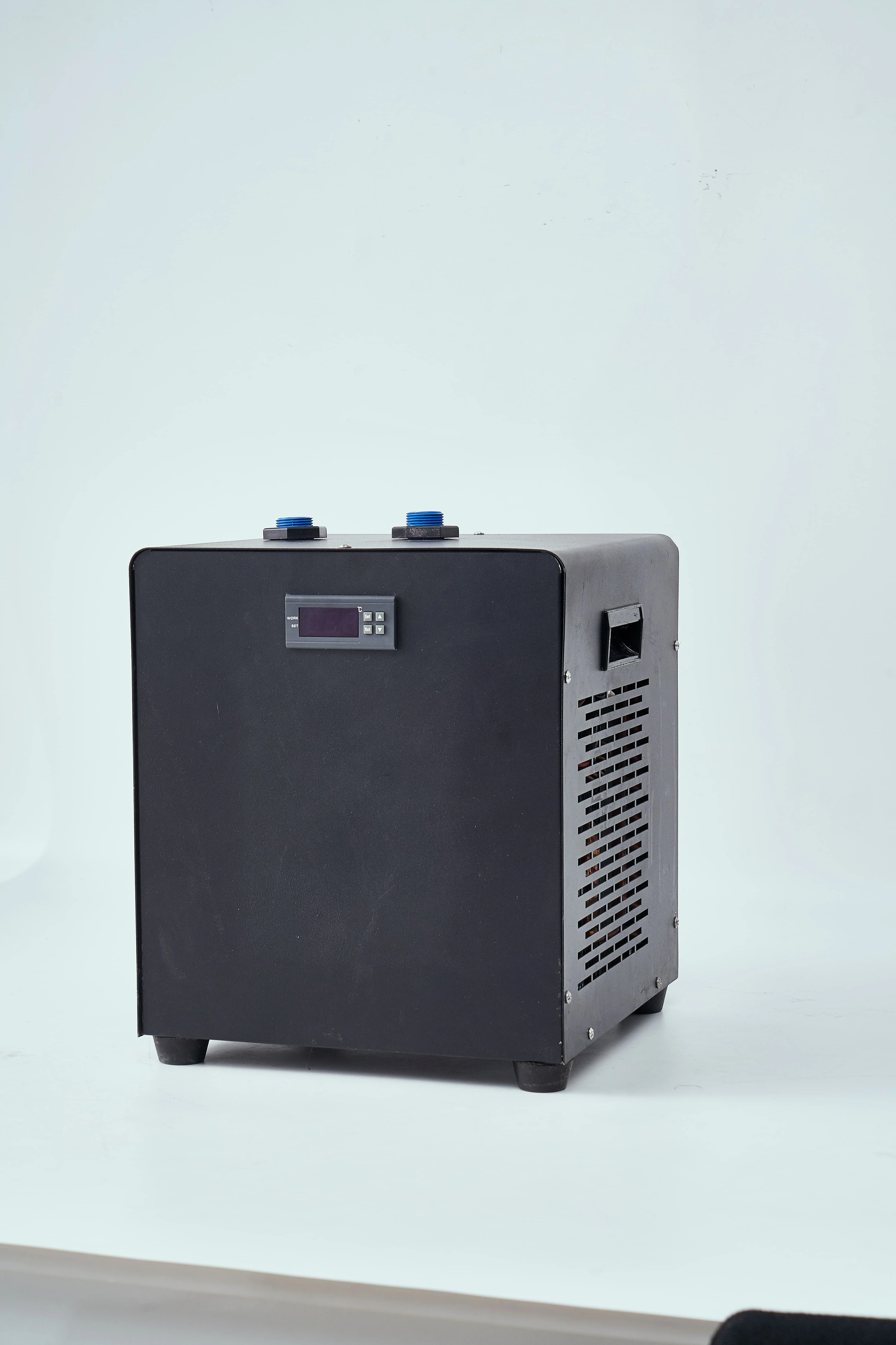 Chinese Factory Small Fish Compressor Water Chiller Aquarium Cooler Compressor 160L 300L 500L Hydroponics System Home Use