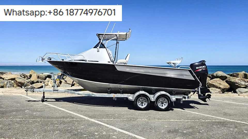 Barco de Pesca de Aluminio de 17.5 pies (5.3 m) con Cabina, Lancha Rápida, Yate, Barco de Alta Mar en Venta