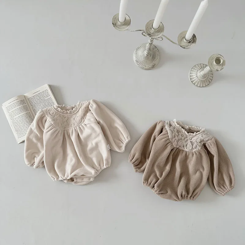 Milan cel Baby Bodysuit Puff ärmel Mädchen einteilige Spitzen kragen Kleidung